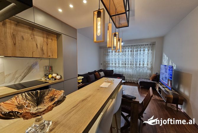 Shtepi ne shitje 2+1 ne Tirane - 200,000 Euro