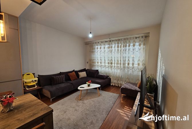 Shtepi ne shitje 2+1 ne Tirane - 200,000 Euro