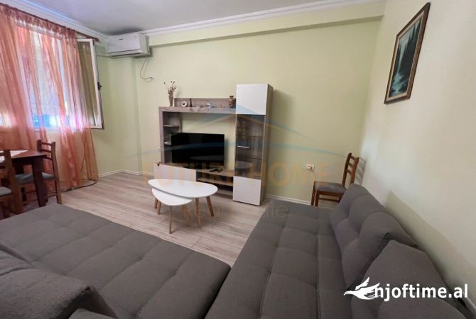 Shtepi me qera 2+1 ne Tirane - 600 Euro