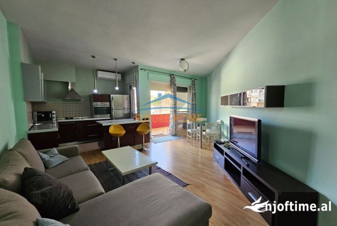 Shtepi ne shitje 2+1 ne Tirane - 195,000 Euro