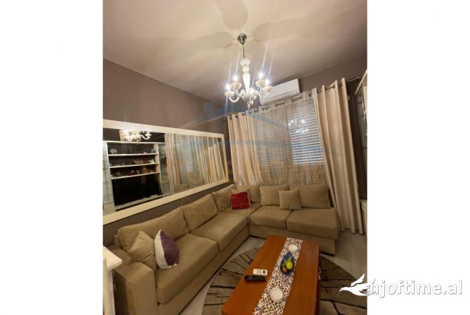 Shtepi ne shitje 2+1 ne Tirane - 165,000 Euro