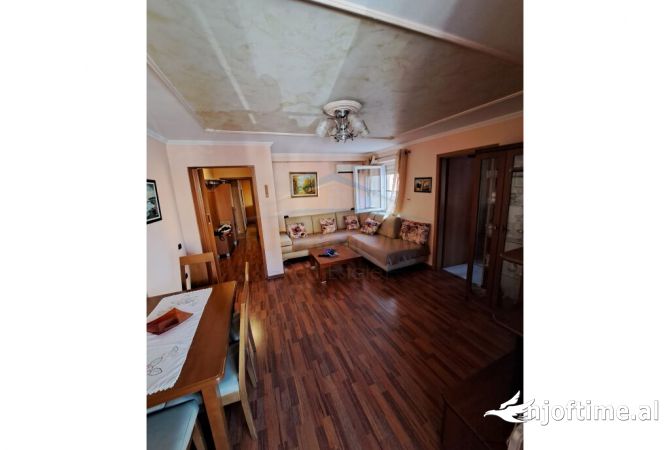 Shtepi ne shitje 2+1 ne Tirane - 160,000 Euro