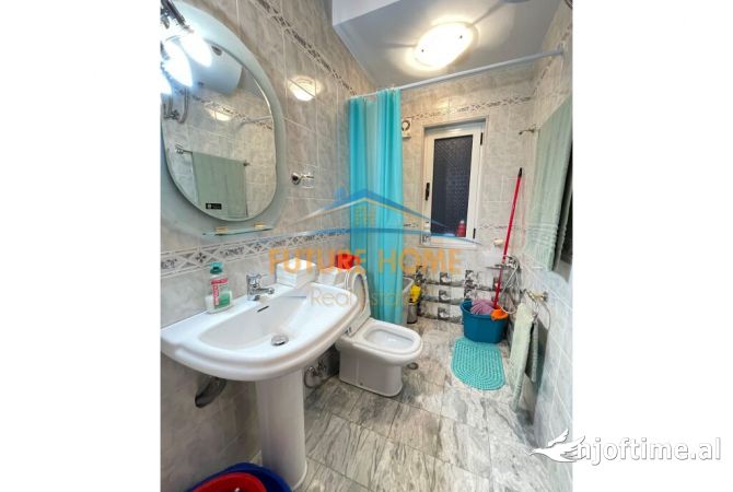 Shtepi ne shitje Apartament ne Tirane, 1+1, Mobilimi E mobiluar, Pagesa 135,000  Euro.