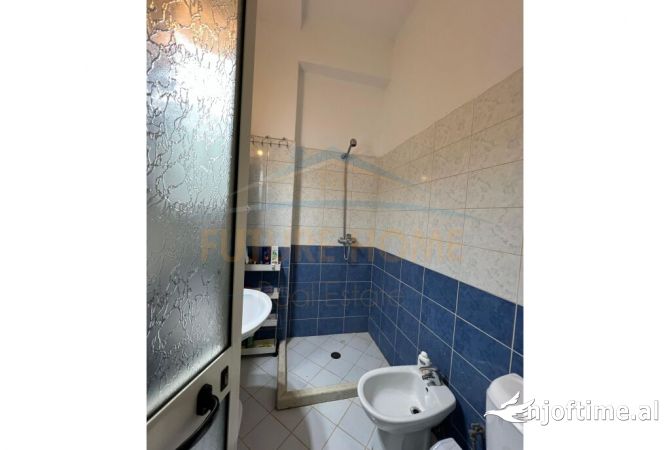 Shtepi ne shitje 1+1 ne Tirane - 65,000 Euro