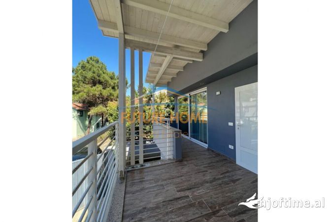 Shtepi ne shitje Vila Luksoze ne Kavaje, 3+1, Mobilimi E mobiluar, Pagesa 450,000  Euro.