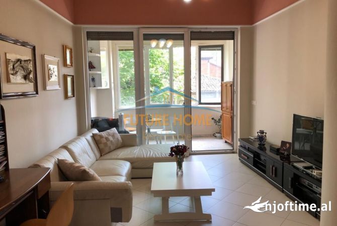 Shtepi ne shitje 1+1 ne Tirane - 270,000 Euro