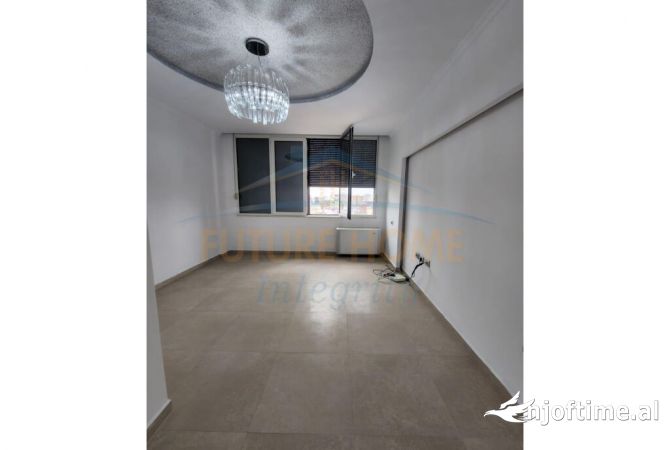 Shtepi ne shitje 3+1 ne Tirane - 230,000 Euro