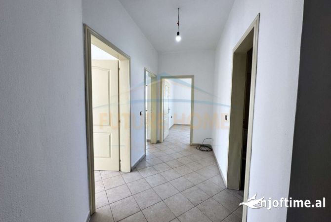 Shtepi ne shitje 2+1 ne Tirane - 135,000 Euro