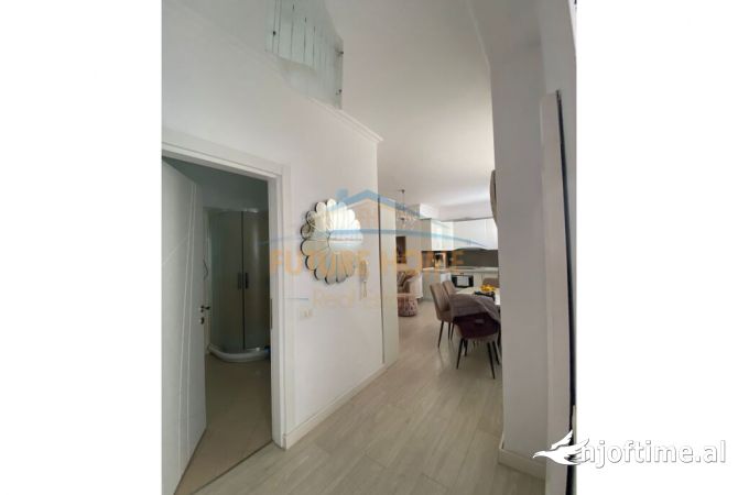 Shtepi ne shitje 2+1 ne Tirane - 120,000 Euro