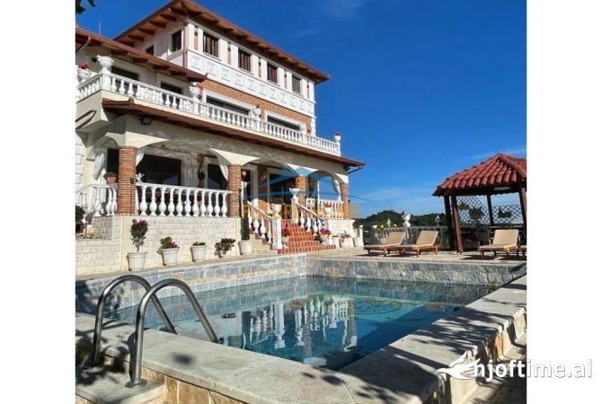 Luxury villas for rent in Durres 5+1, Furnished