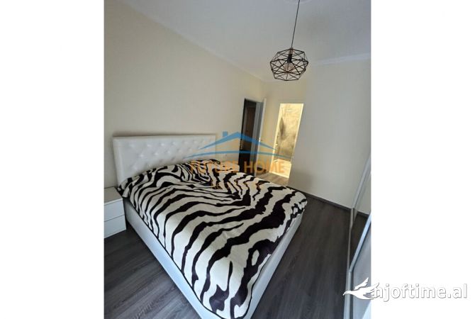 Shtepi me qera 2+1 ne Tirane - 450 Euro
