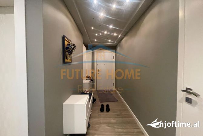Shtepi ne shitje Apartament ne Tirane, 2+1, Mobilimi E mobiluar, Pagesa 235,000  Euro.
