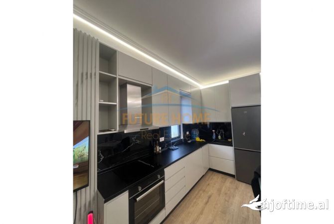 Shtepi ne shitje 1+1 ne Tirane - 150,000 Euro
