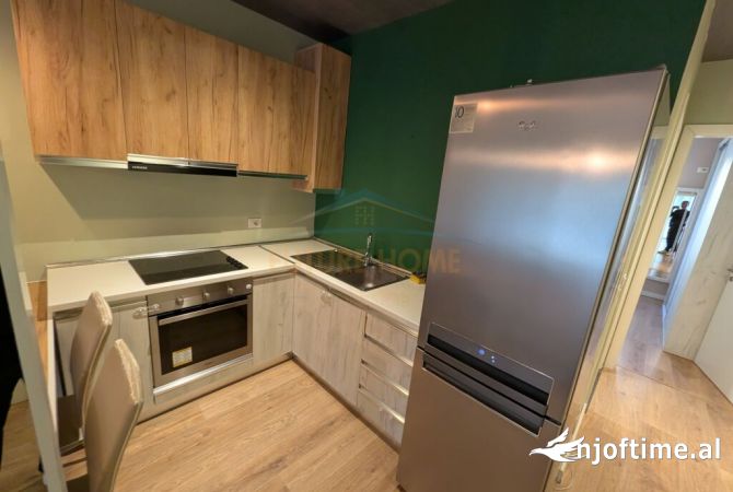 Shtepi ne shitje Apartament ne Tirane, 1+1, Mobilimi E mobiluar, Pagesa 130,000  Euro.