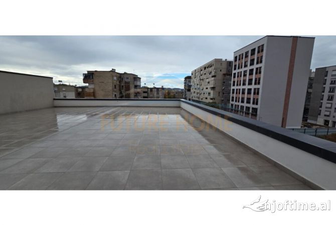 Shtepi me qera 2+1 ne Tirane - 700 Euro
