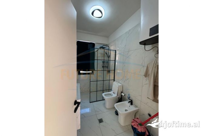 Shtepi me qera 2+1 ne Tirane - 700 Euro