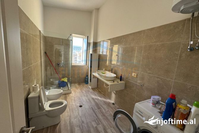 Shtepi ne shitje Penthose(kati i fundit panoramik) ne Kavaje, 2+1, Mobilimi E mobiluar, Pagesa 433,000  Euro.