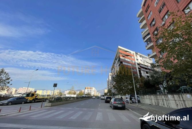 Ambient Biznesi per qira, Yzberisht.