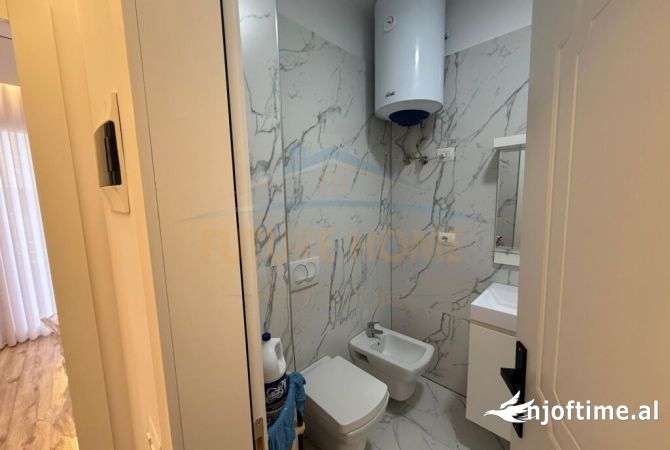 Shtepi me qera Apartament ne Tirane, 2+1, Mobilimi E mobiluar, Pagesa 800  Euro.