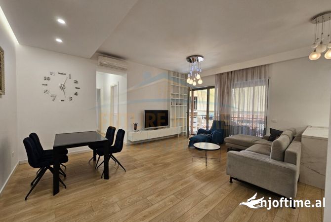 Shtepi me qera Apartament ne Tirane, 2+1, Mobilimi E mobiluar, Pagesa 1,200  Euro.