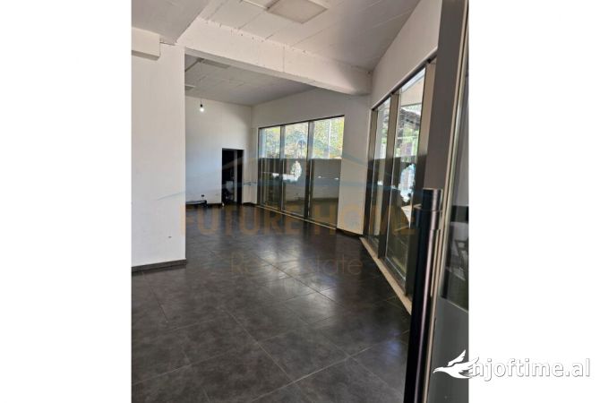 Ambient biznesi ne shitje 1+1 ne Tirane - 285,000 Euro