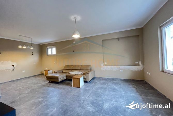 Shtepi ne shitje 4+1 ne Durres - 285,000 Euro