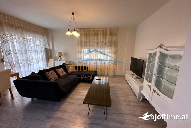 Shtepi ne shitje Apartament ne Tirane, 1+1, Mobilimi E mobiluar, Pagesa 180,000  Euro.