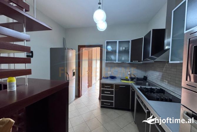 Shtepi ne shitje 2+1 ne Durres - 195,000 Euro