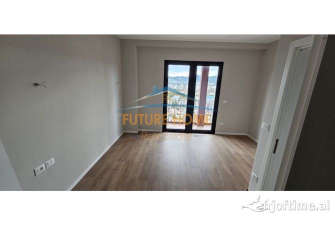 Ambient biznesi me qera 3+1 ne Tirane - 2,200 Euro