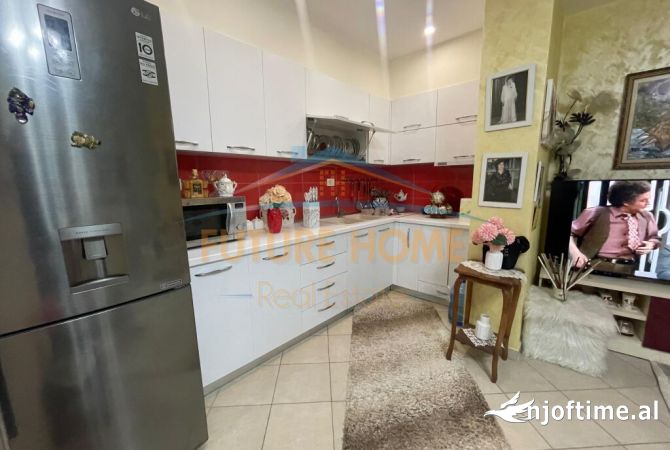 Shtepi ne shitje Apartament ne Tirane, 2+1, Mobilimi E mobiluar, Pagesa 86,000  Euro.