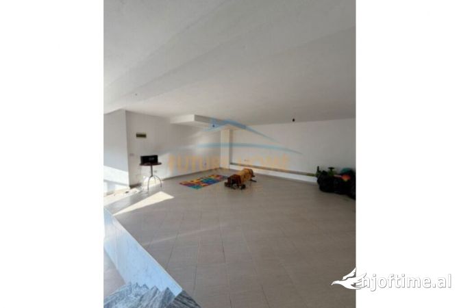Ambient biznesi ne shitje 1+1 ne Tirane - 145,000 Euro