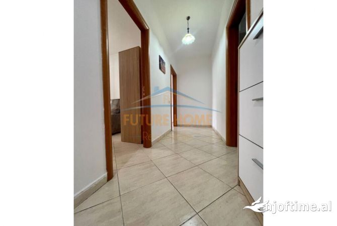 Shtepi ne shitje Apartament ne Tirane, 2+1, Mobilimi E mobiluar, Pagesa 210,000  Euro.