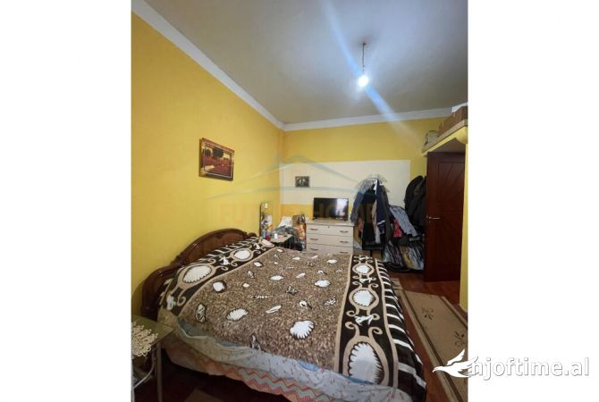 Shtepi ne shitje 5+1 ne Tirane - 350,000 Euro