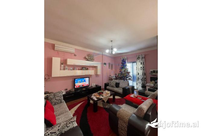 Shtepi ne shitje 5+1 ne Tirane - 350,000 Euro