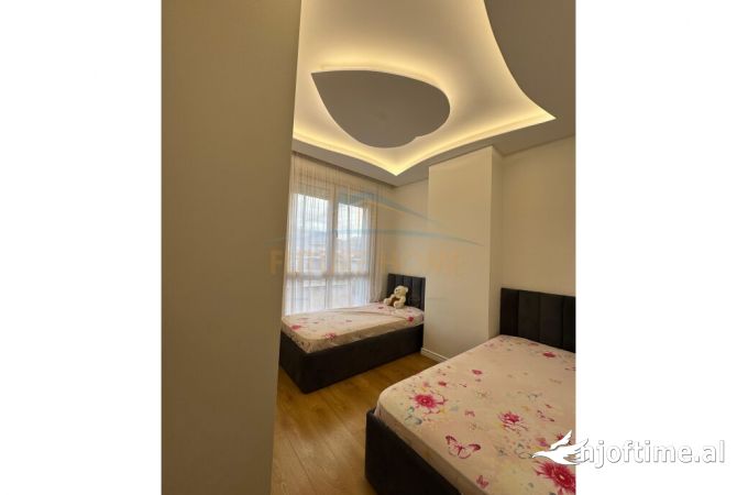 Shtepi me qera Apartament ne Tirane, 2+1, Mobilimi E mobiluar, Pagesa 700  Euro.