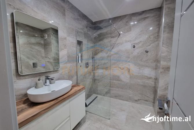 Shtepi me qera Apartament ne Tirane, 1+1, Mobilimi E mobiluar, Pagesa 1,000  Euro.