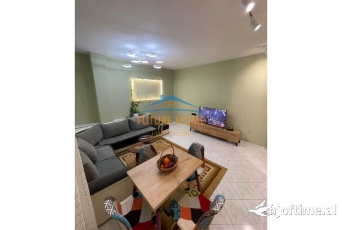 Shtepi me qera Apartament ne Tirane, 1+1, Mobilimi E mobiluar, Pagesa 550  Euro.