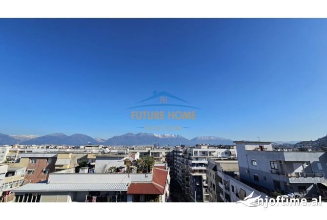 Shtepi ne shitje Apartament ne Tirane, 3+1, Mobilimi E mobiluar, Pagesa 130,000  Euro.