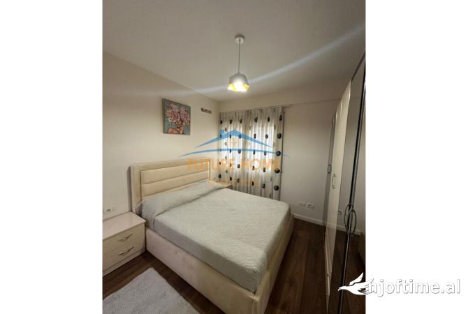 Shtepi me qera 1+1 ne Tirane - 750 Euro