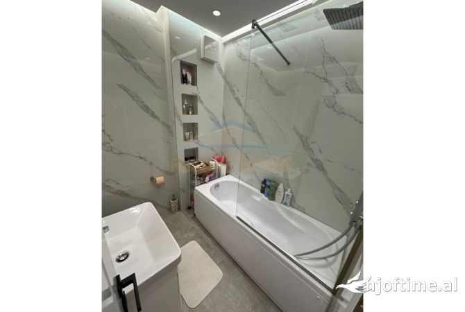 Shtepi ne shitje 2+1 ne Tirane - 190,000 Euro