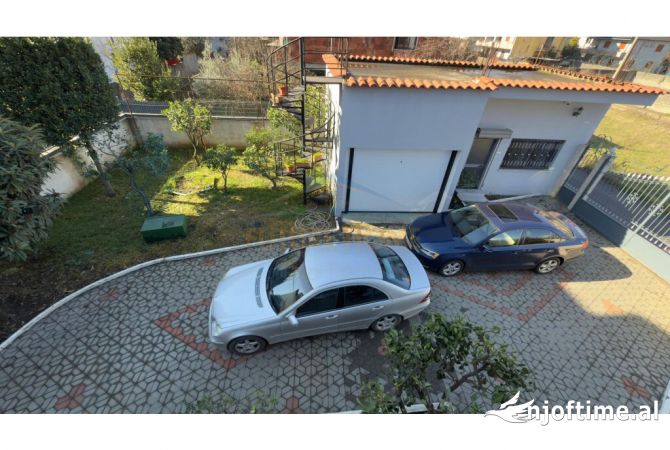 Shtepi ne shitje 4+1 ne Tirane - 370,000 Euro