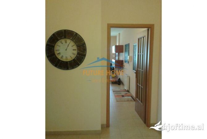 Shtepi me qera 2+1 ne Tirane - 1,000 Euro