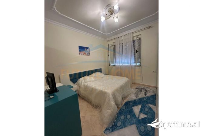 Shtepi ne shitje Apartament ne Tirane, 1+1, Mobilimi E mobiluar, Pagesa 70,000  Euro.