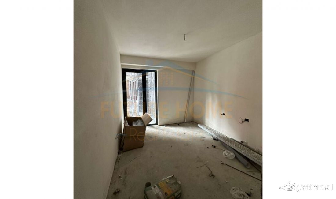 Shtepi ne shitje Apartament ne Tirane, 2+1, Mobilimi Bosh, pa mobiluar, Pagesa 116,760  Euro.