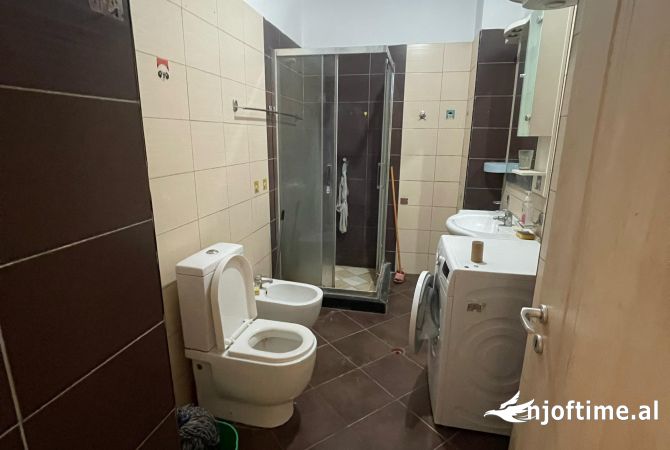 Shtepi me qera 2+1 ne Tirane - 600 Euro