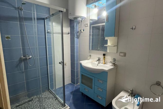 Shtepi me qera Apartament ne Tirane, 2+1, Mobilimi E mobiluar, Pagesa 600  Euro.