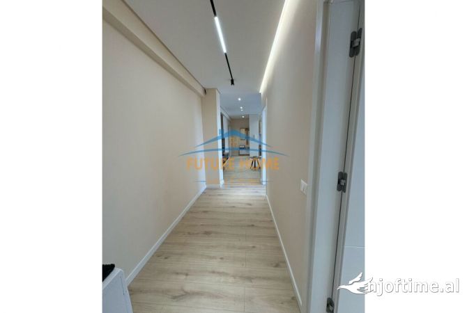 Shtepi me qera Apartament ne Tirane, 2+1, Mobilimi E mobiluar, Pagesa 750  Euro.