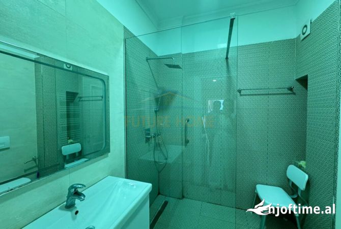 Shtepi me qera Apartament ne Tirane, 2+1, Mobilimi E mobiluar, Pagesa 850  Euro.