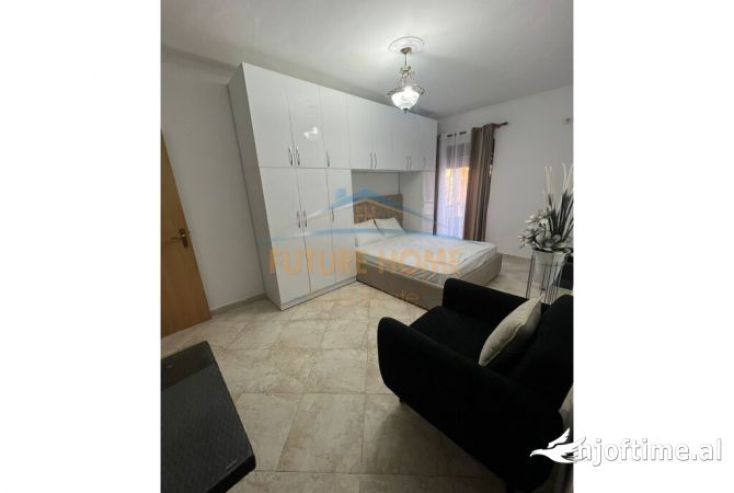 Shtepi me qera Garsoniere ne Tirane - 500 Euro