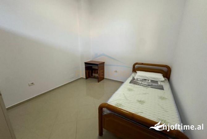 Shtepi me qera 2+1 ne Tirane - 560 Euro